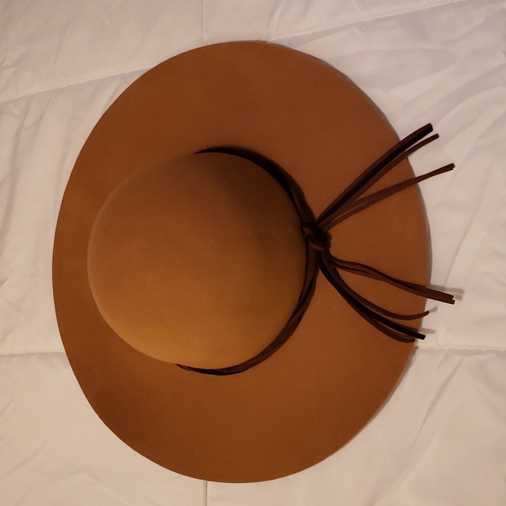 No Name Brand Wool Hat